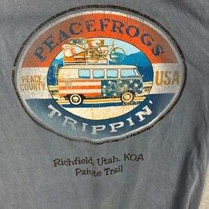 Peace Frogs Trippin T-Shirt Medium Blue Comfort Colors Utah KOA Paiute Trail